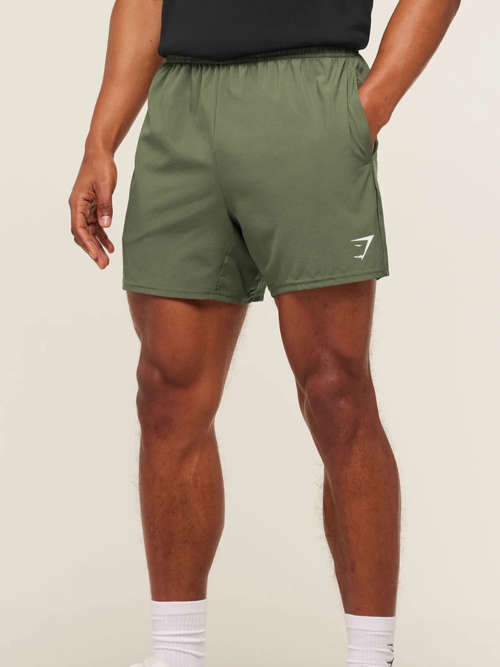 ✨BNWOT - Gymshark Arrival 5” Shorts - Core Olive - size XXL✨